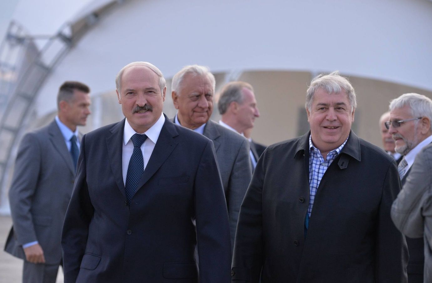 Вылетел из Баку: за активами Гуцериевых «присмотрят» Алиевы? Вылетел из Баку: за активами Гуцериевых «присмотрят» Алиевы? uqideuiqtziturkm