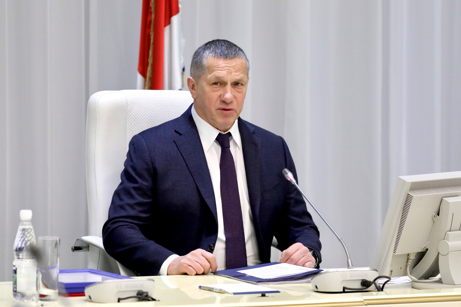 Скуфинский между Трутневым и Хабаровском? Скуфинский между Трутневым и Хабаровском?