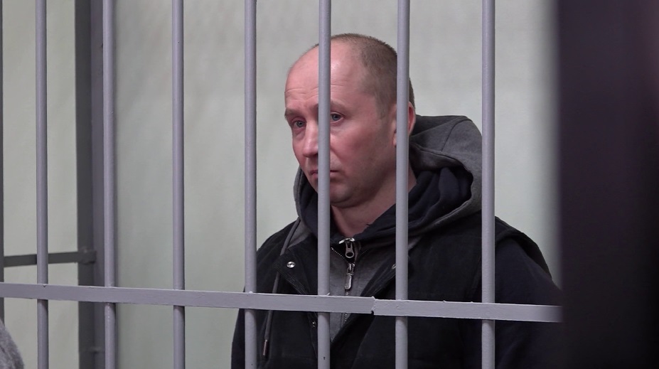 Налог по-свойски: кто покрывает Логинова? qrxiquikhiqrratf