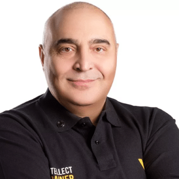 Владимир Довгань