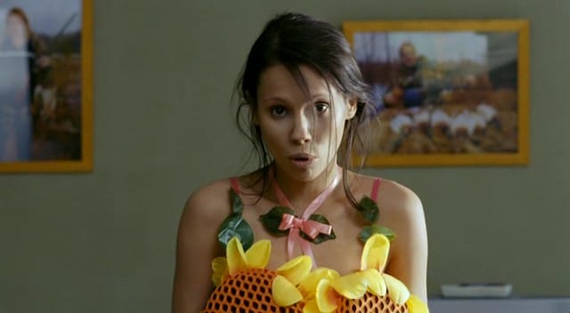 Евгения Серебренникова в фильме «Нас не догонишь»