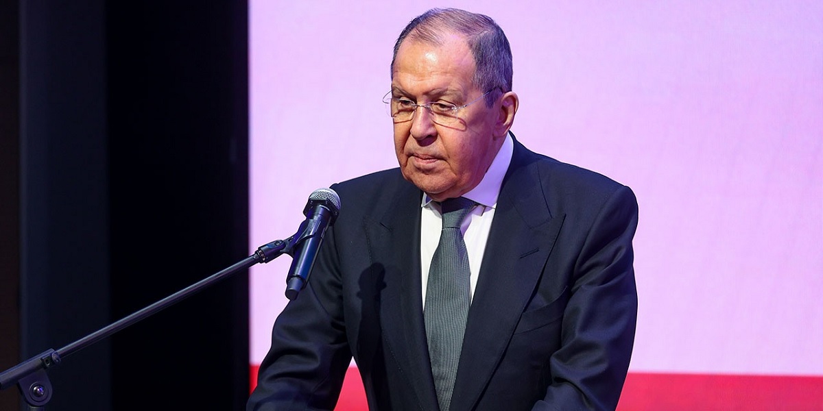 Президент призвал обновить подходы к миграционной политике