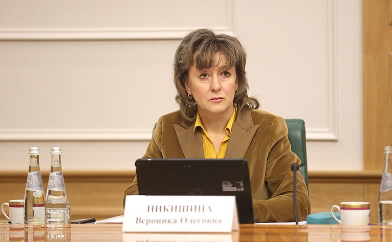 Вероника Никишина-Белоусова